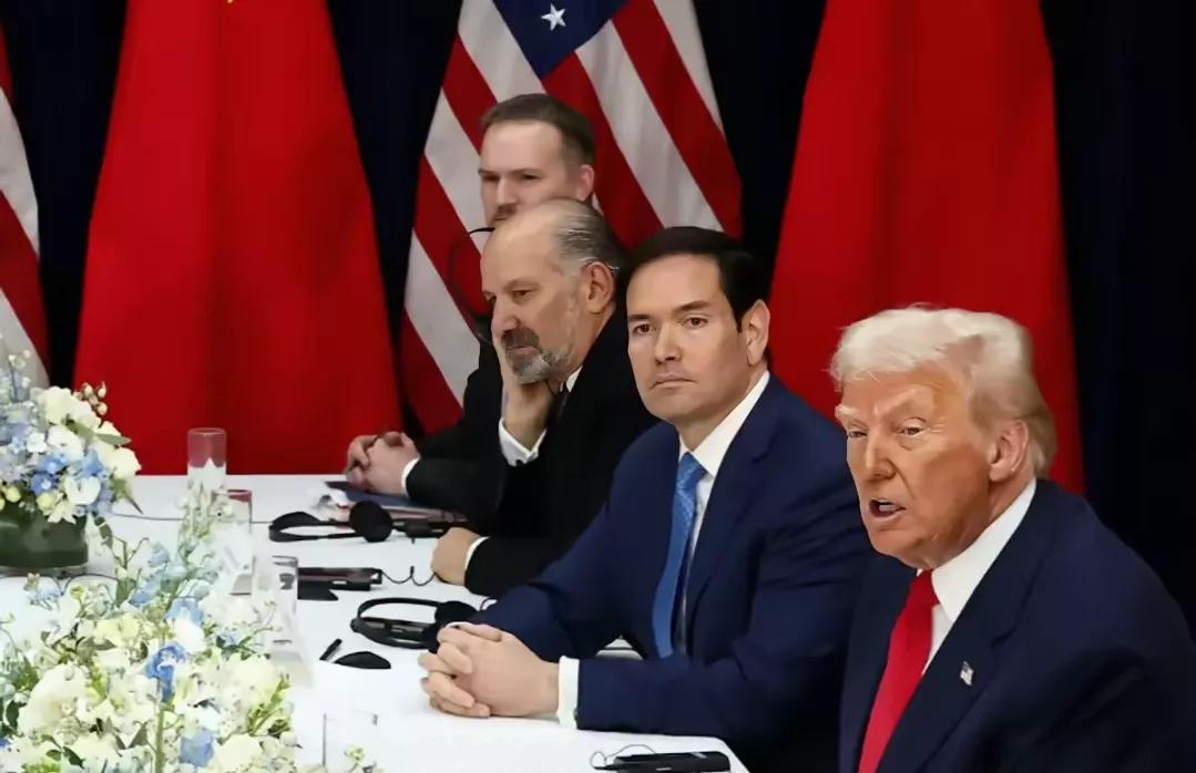 特朗普出尔反尔，中国向美国发出有史以来最强硬的警告。
 
白宫传出消息，特朗普签