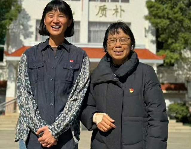 雷佳音一串三没人骂，宋佳一串三被围攻，差的不是演技