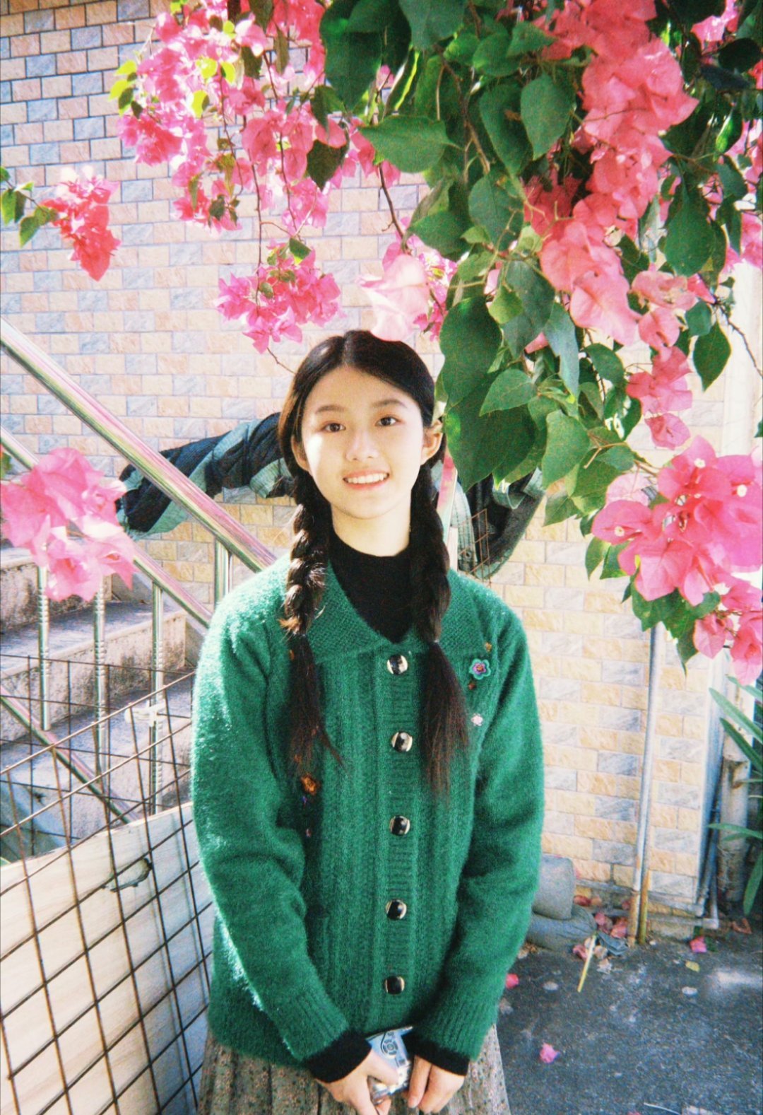 刘琪琦好明媚呀！好会拍照！什么时候出拍照教程啊