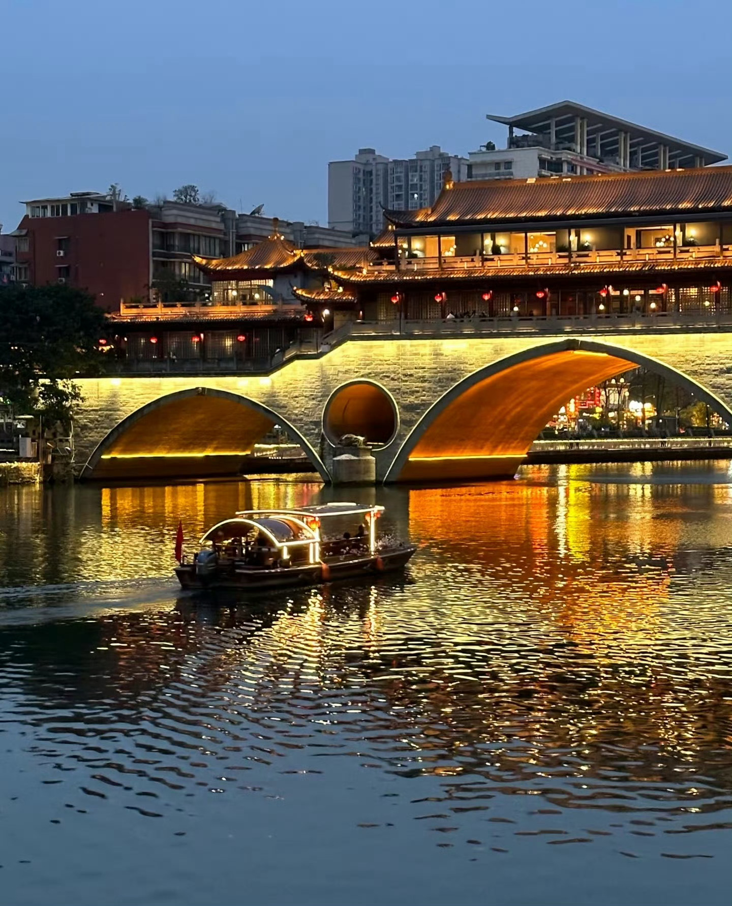 成都青年青睐文旅打卡地图 成都青年的周末被这张地图承包了！从历史古迹到网红地标，