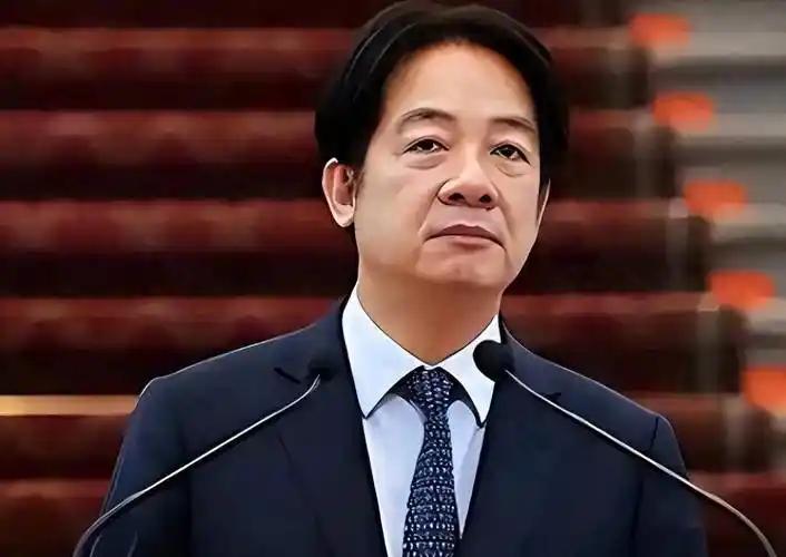 [微风]别以为民进党只会搞“台独”，他们真正的“王炸”，是“抢先统一”！很多人以