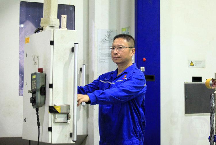 履职一年间｜全国人大代表傅国涛：工匠精神就是沉心静气干好一件事