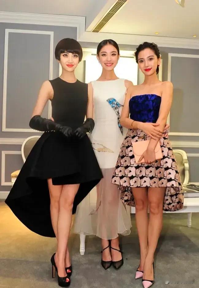 我突然发现：女孩眼睛大了不如嘴巴大了好看！