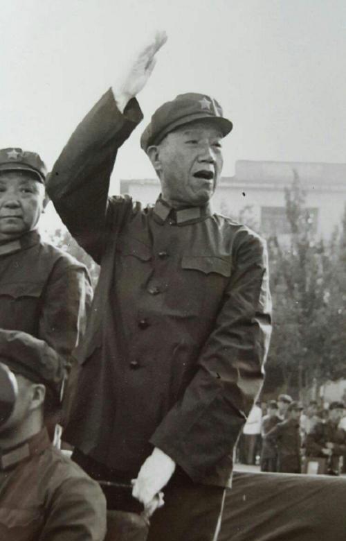 1970年陈锡联发电召肖全夫紧急返回沈阳军区，亲自交付一项关乎全局的重要任务，你