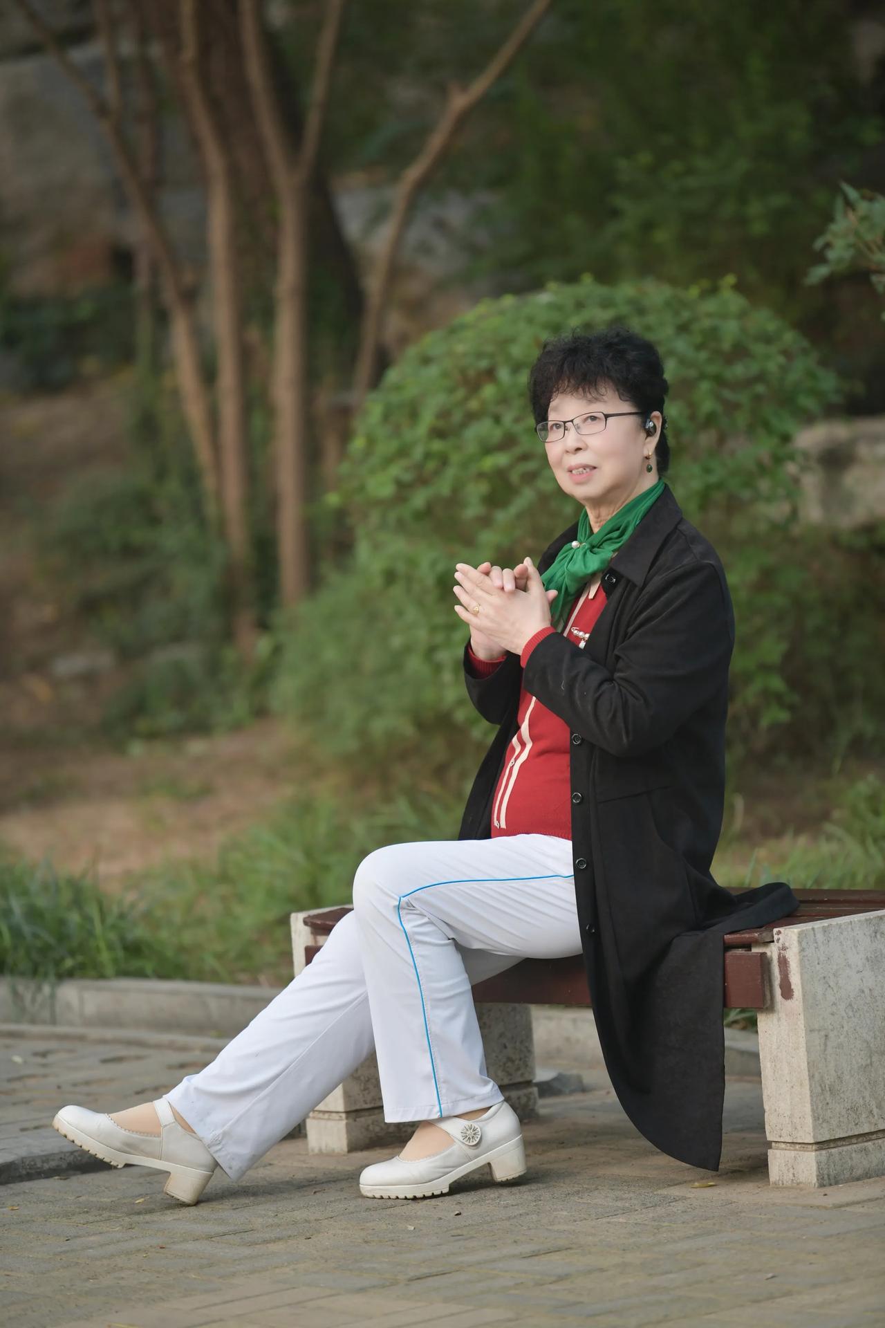 忘记年龄，做好自己喜欢的事情，开心快乐每一天。#优雅变老我# #慢慢优雅变老了#