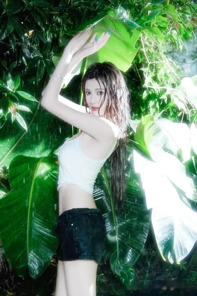 有哪些美女让人过目难忘？美女 国色天姿美女照 雍容大方的美女 灵魂之美的美女 高