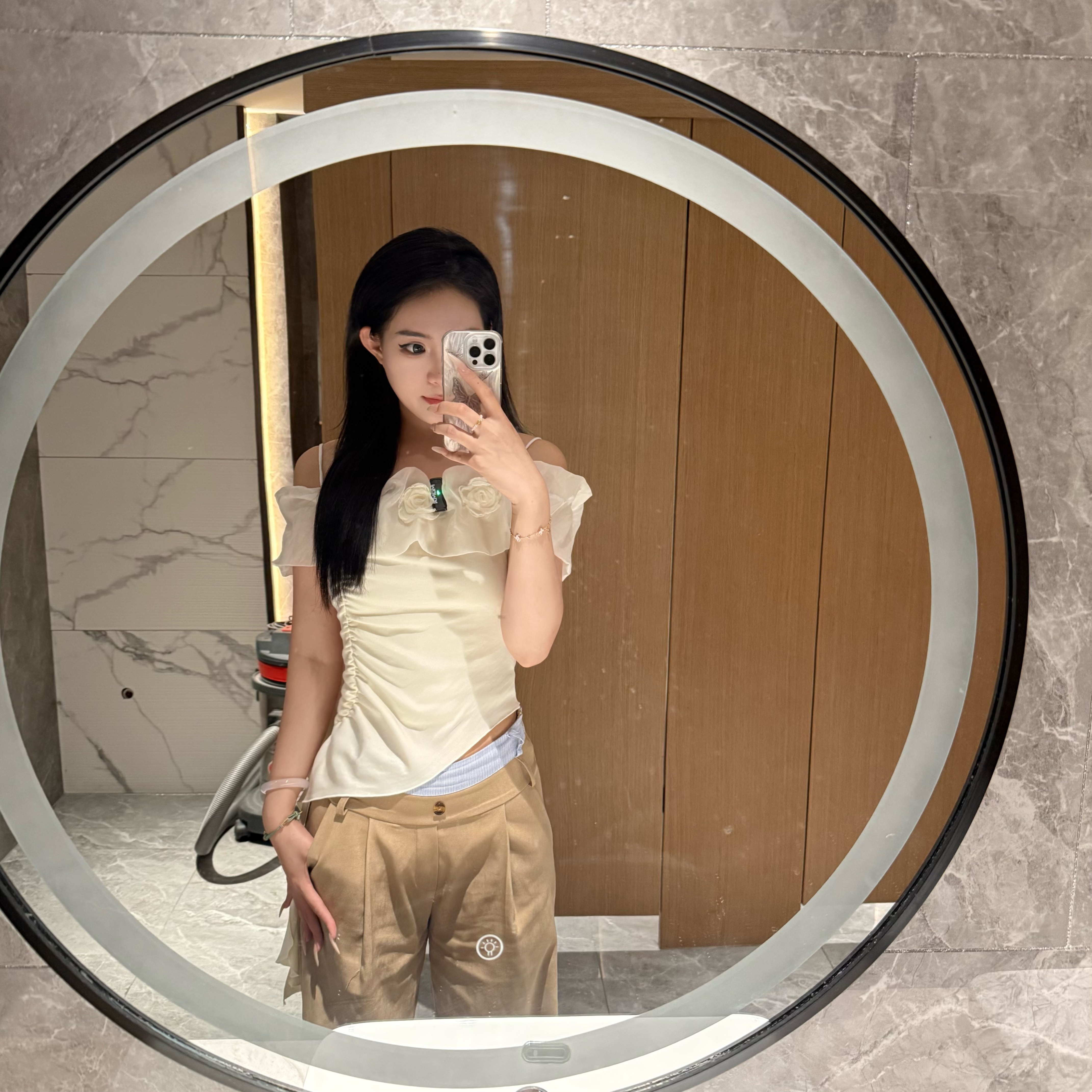 收了一个大晚工[泪]感觉每天都累累的 都快气血不足了呜呜呜 ​​​