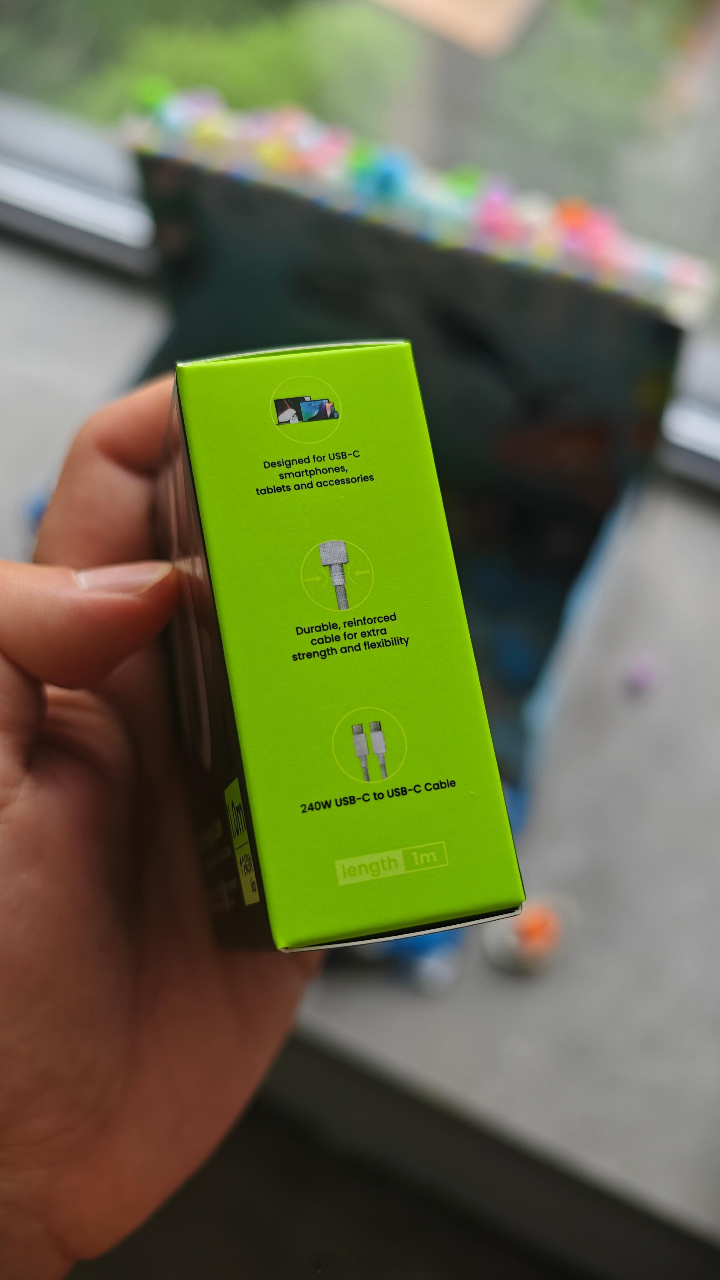 抽闪极240W磁吸充电线  参与方法，关注，转发这条：网页链接