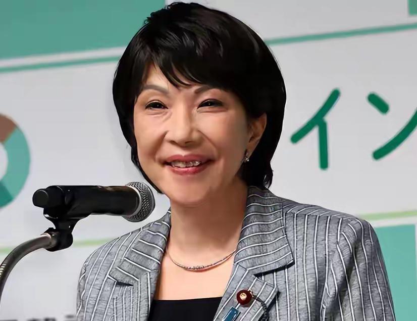 太丢人了，日本首相高市早苗访美放下身段拼命讨好特朗普，结果不仅被当众羞辱还主动卷