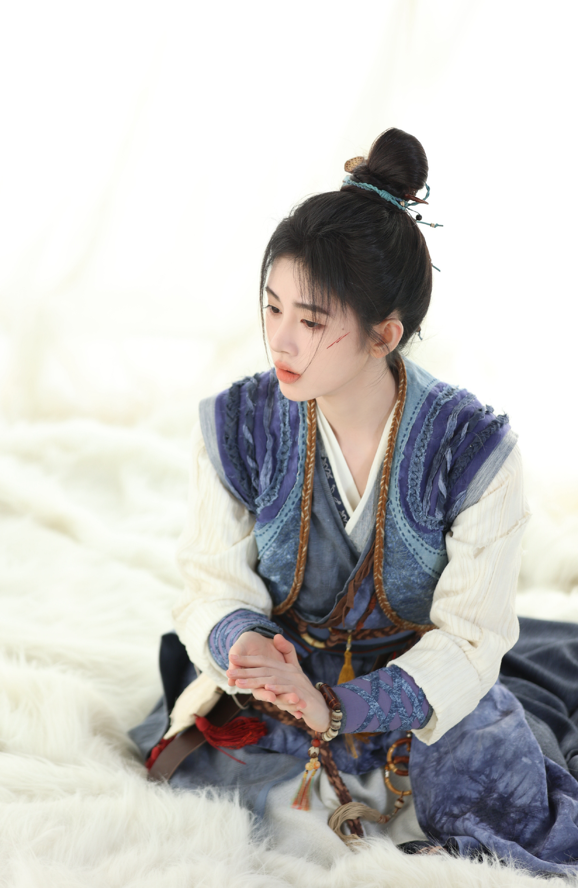 jjy鞠婧祎姜黎非jjy鞠婧祎千香“秋风四起，我陶醉于你低头那一瞬间的温柔”