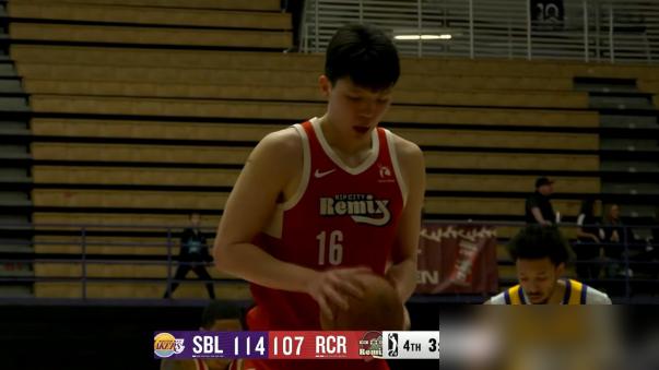 杨瀚森又搞砸了？G联赛投篮哐哐打铁，防守脚步慢得像推土机，开拓者到底还想不想要他