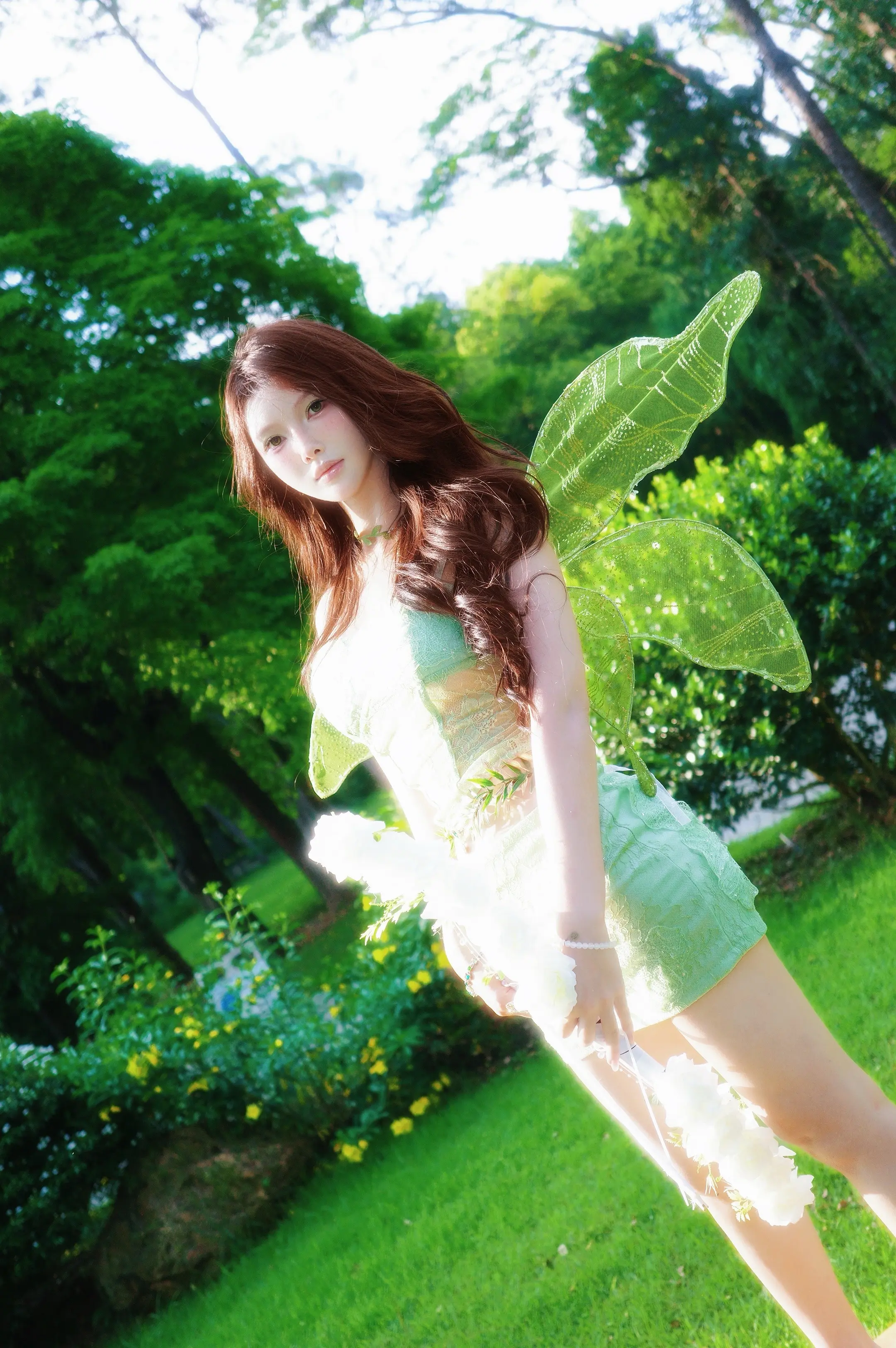🧚‍♀️。梦里潜入绿色的森林里….