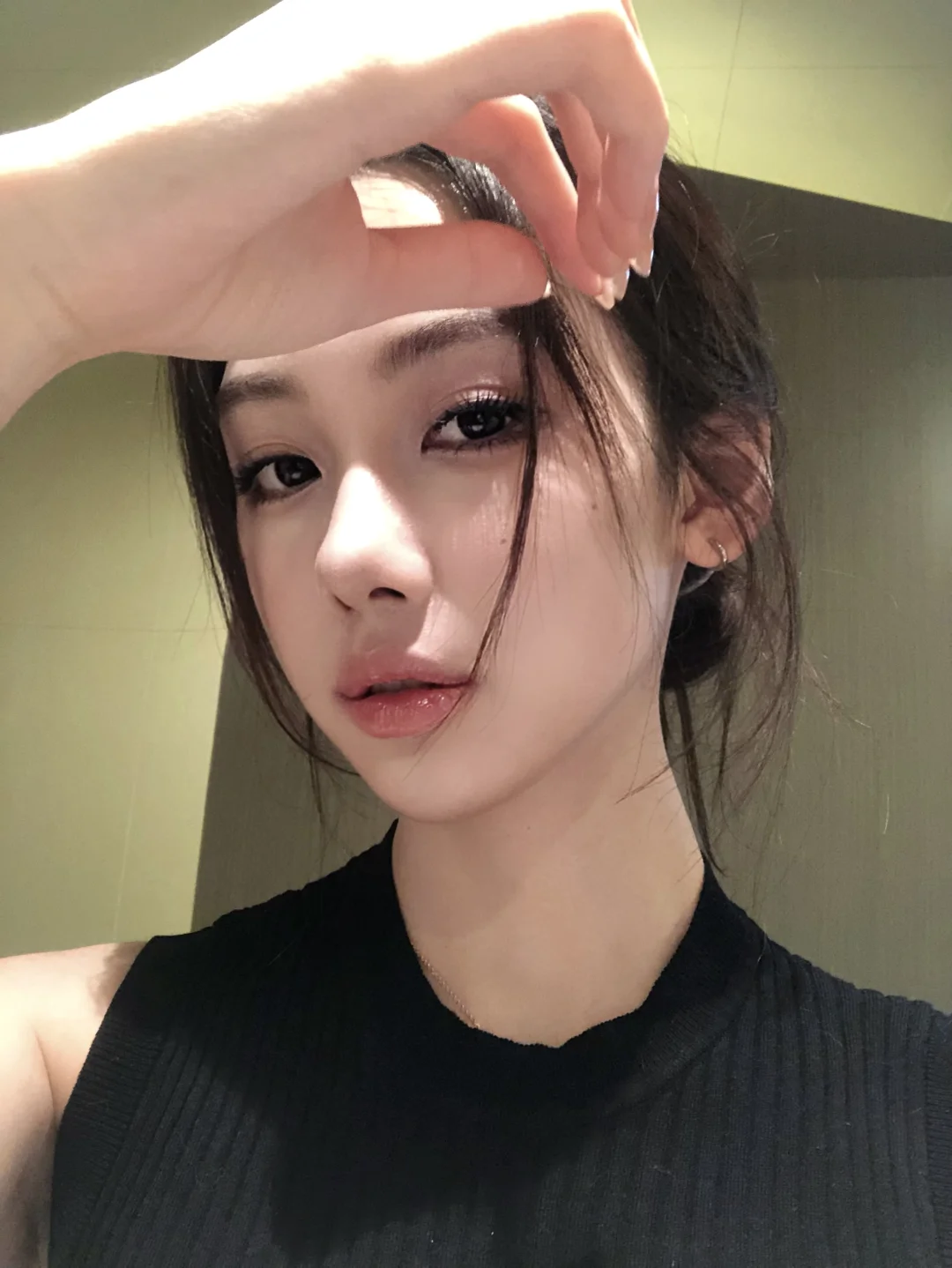是我喜欢的妆容和发型～