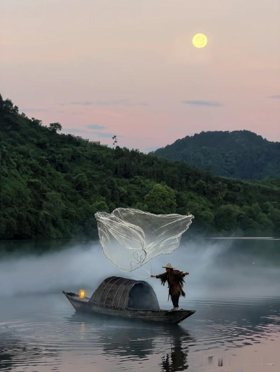 像极了画