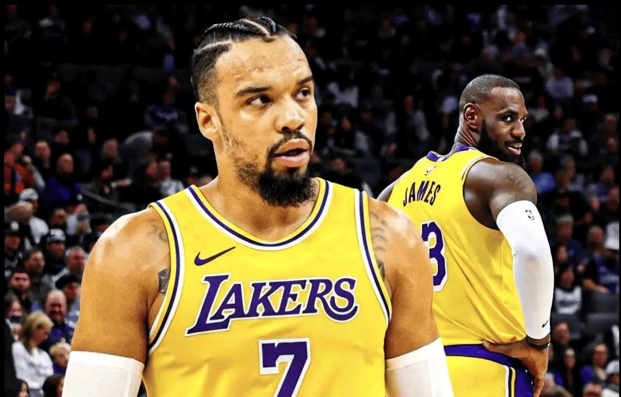 艾顿比八村更加需要球权

艾顿比八村更加需要球权

中锋负责的任务更多

不单要