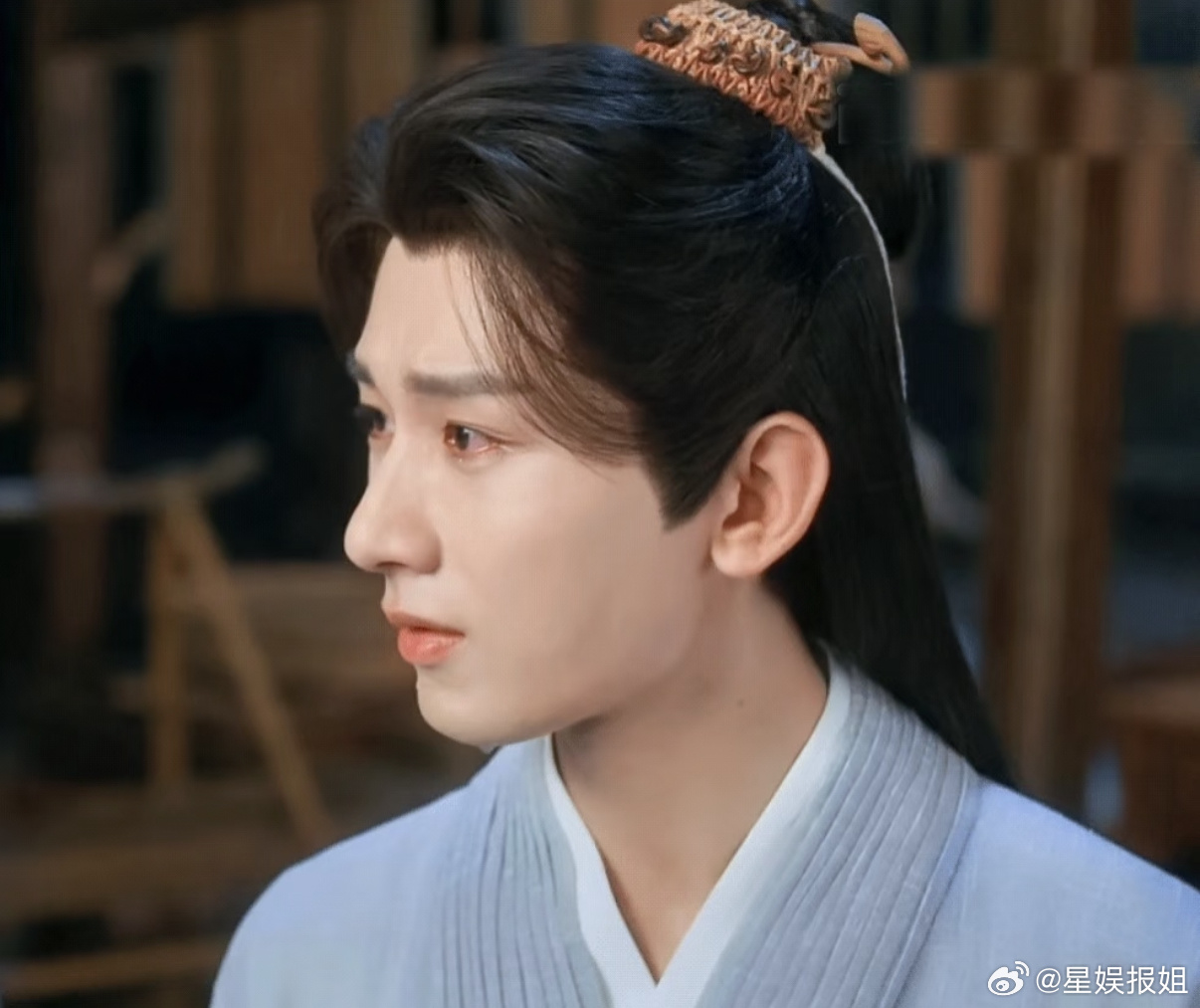 真的好喜欢李莲花成毅 ​​​