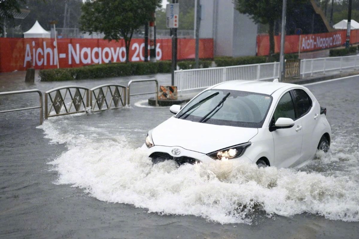 #东京连续降雨30多天##东京连续一个多月降雨破纪录#【#亚运会多项赛事受持续降