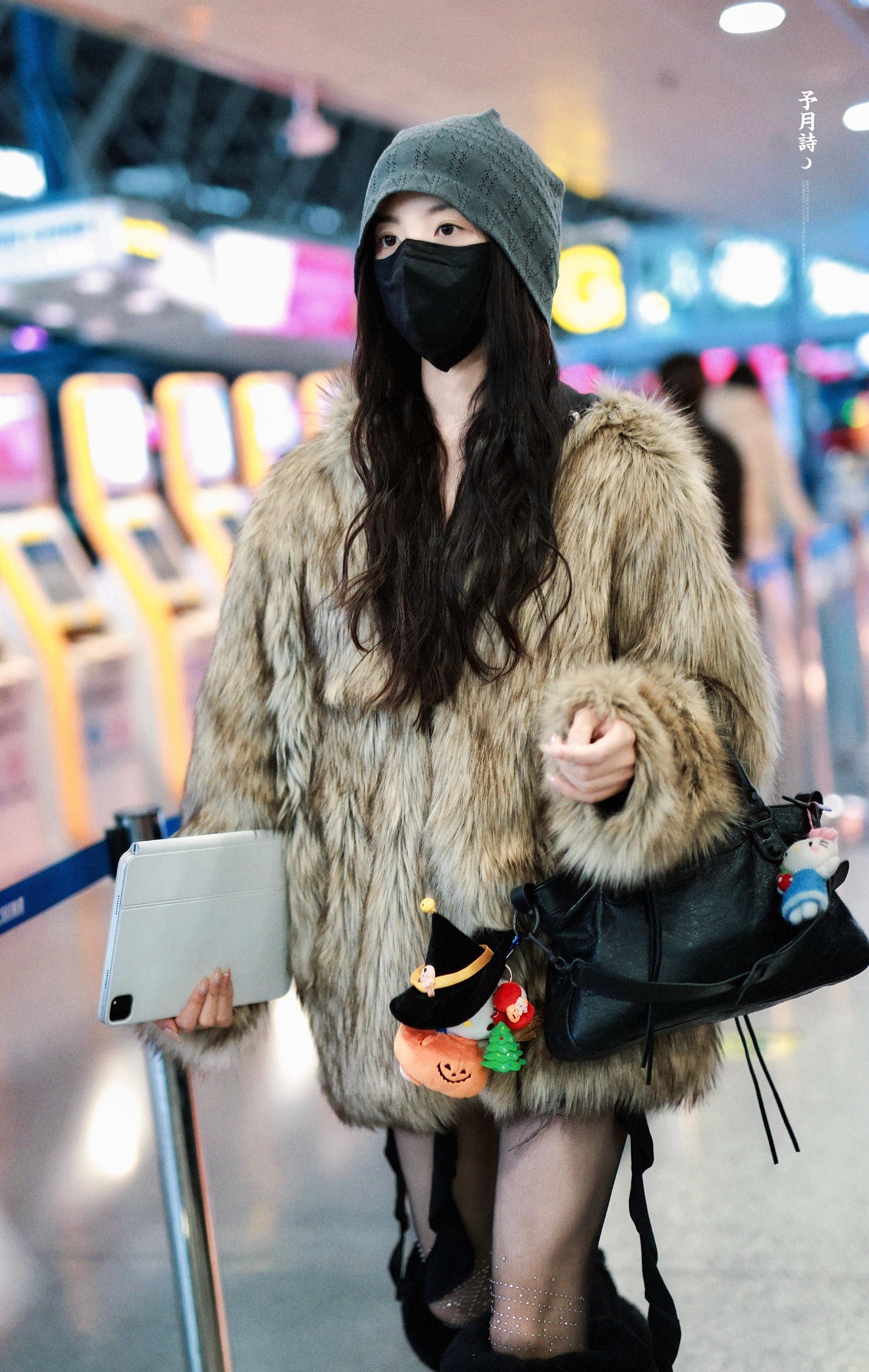 啊啊啊 想喊姐姐了 这腿绝了 ！！！超越真的有好好锻炼身体！！！    cr