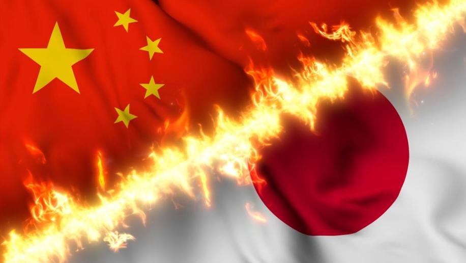 日本经联会长要中国取消制裁，在记者会上气到面目狰狞：极其遗憾必须撤回！

据共同