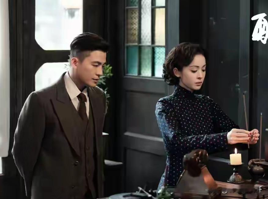 《醒来》金宝知道杨小仙没有死，为什么却说：她必须死？
      飓风队陶大春跟