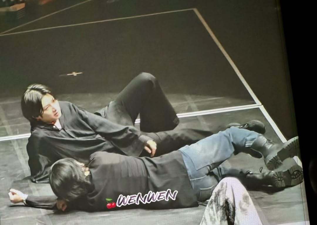 “CB百蓝_。260127金希澈 IG更新：不是在偷懒🤣大AB型=因为尾骨受伤