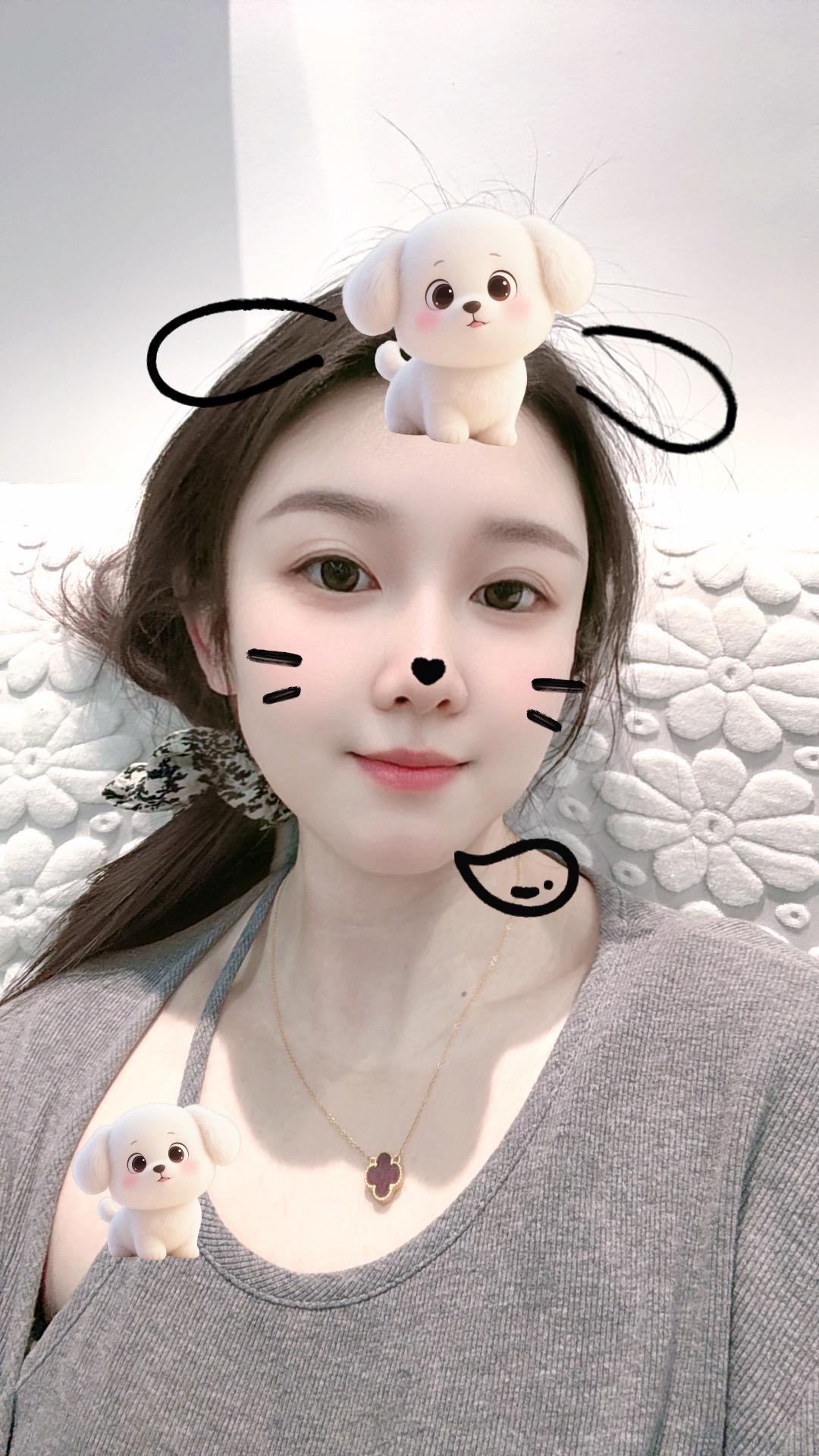 这辈子都改不掉一委屈就掉眼泪，一不开心就不想说话，一有心事就睡不着，永...