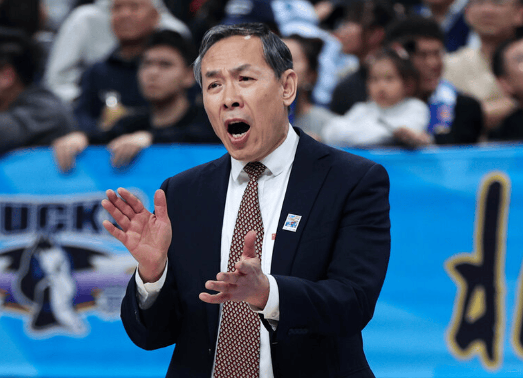 许利民谈第四节用人：贝利更全面，杰曼个人一打一能力更强