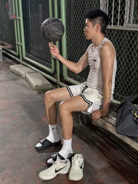 最爽的打球时刻 看后面三张