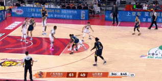 很无奈。广东男篮vs山东男篮金秋观赛季