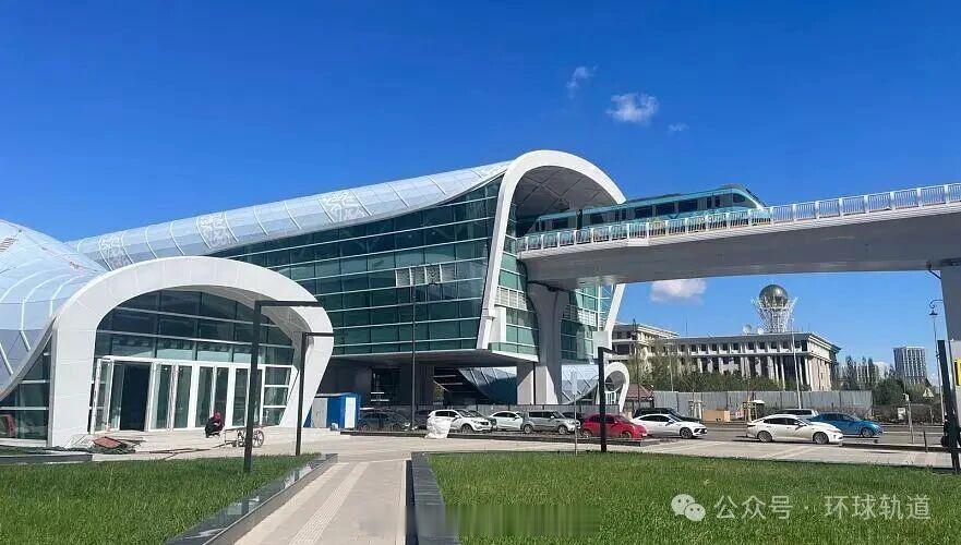 铁路头条【哈通社：中企承建的阿斯塔纳轻轨本周开通运营】5月12日，哈萨克国际通讯
