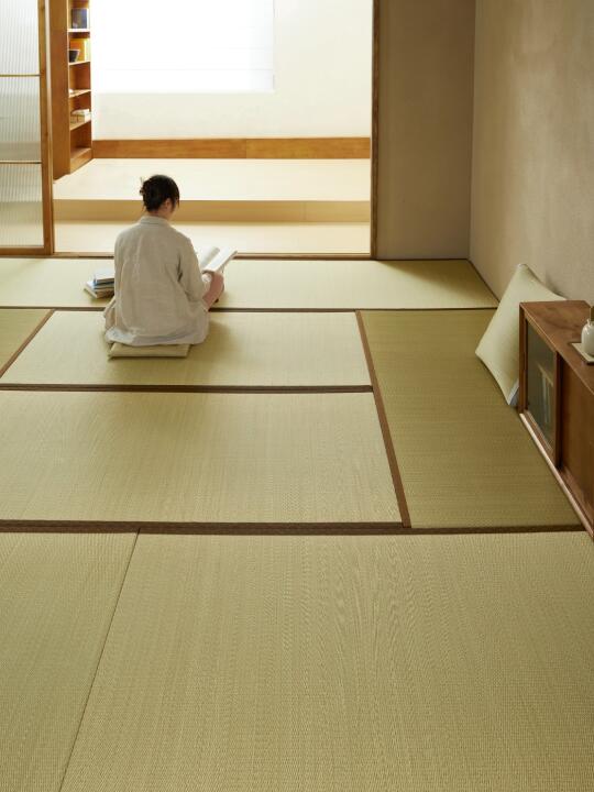 用榻榻米代替木地板，看腻了还能换