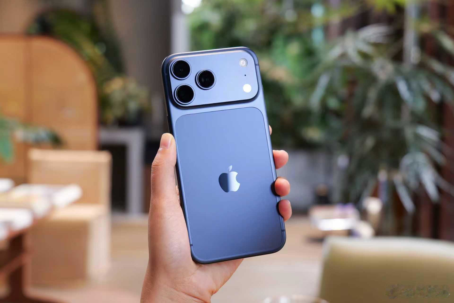 虽然我说iPhone 17 Pro Max不好用，但拍出来颜值还是挺好的。不过我