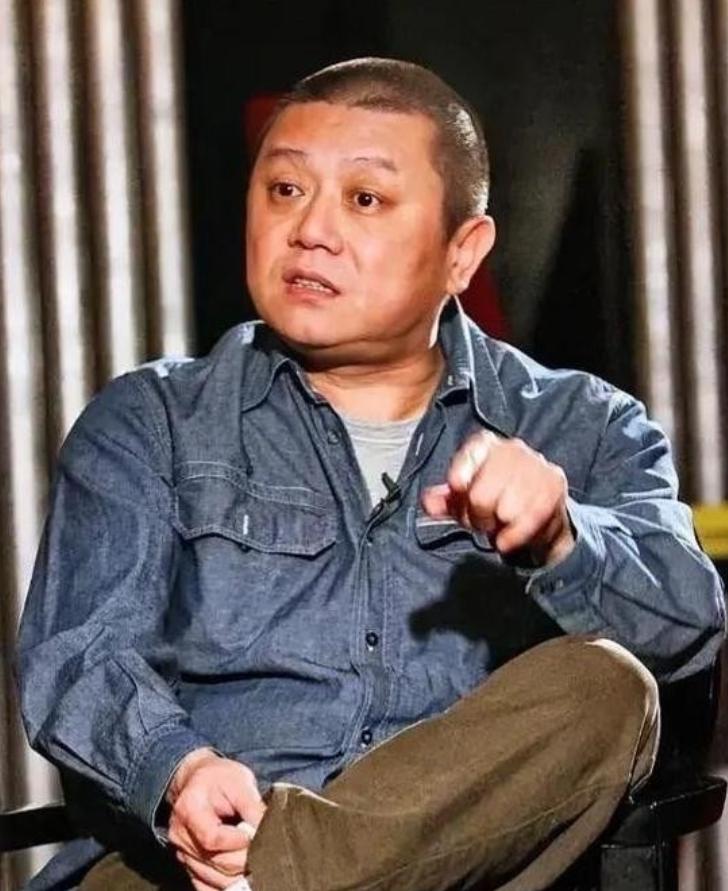 突然发现解放台湾省的建议，王朔的思路太妙了！他曾说收复台湾不需要打仗，先宣布台湾