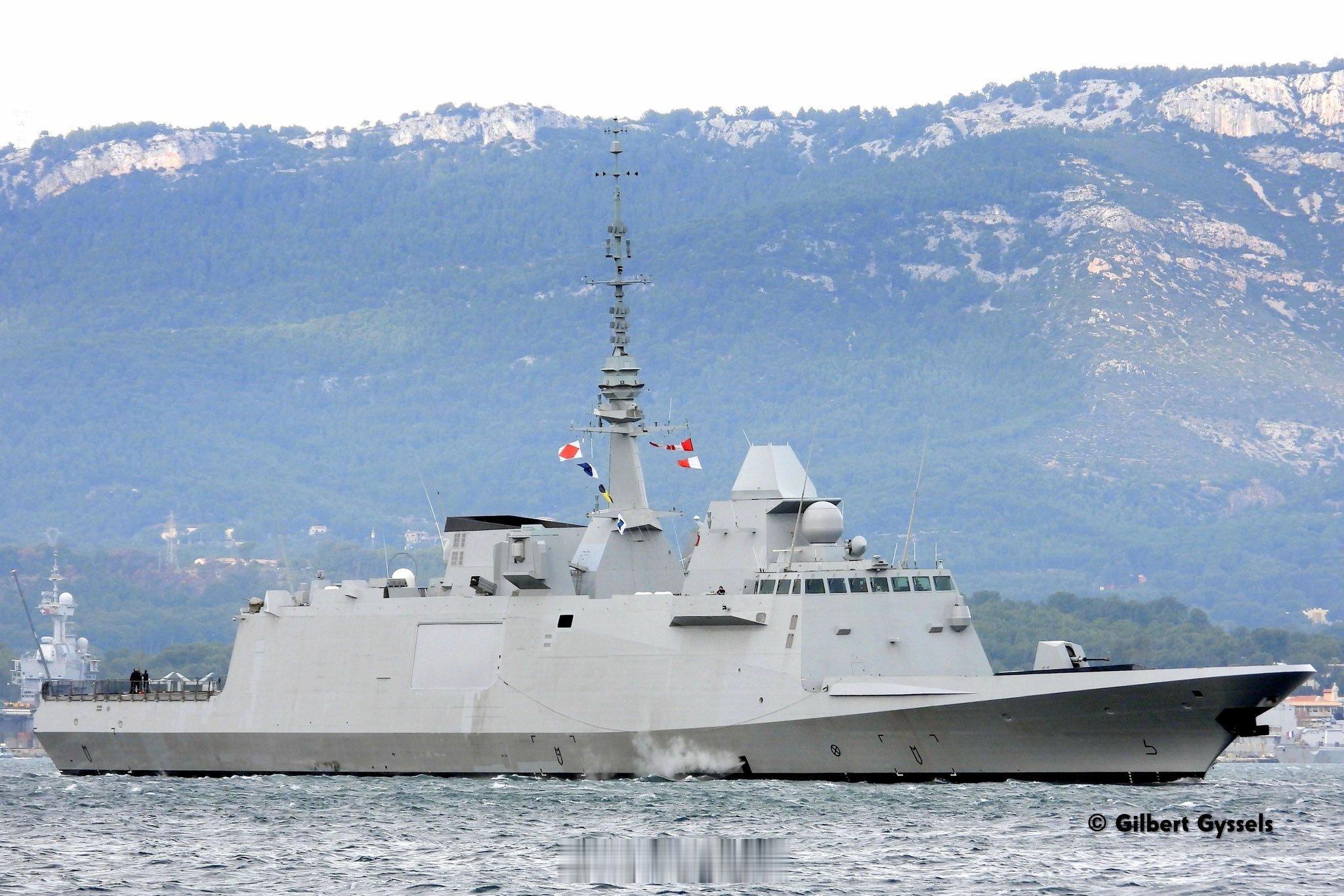 每天认识一件兵器烽火问鼎计划 2025 年 12 月 15 日，法国海军阿基坦级