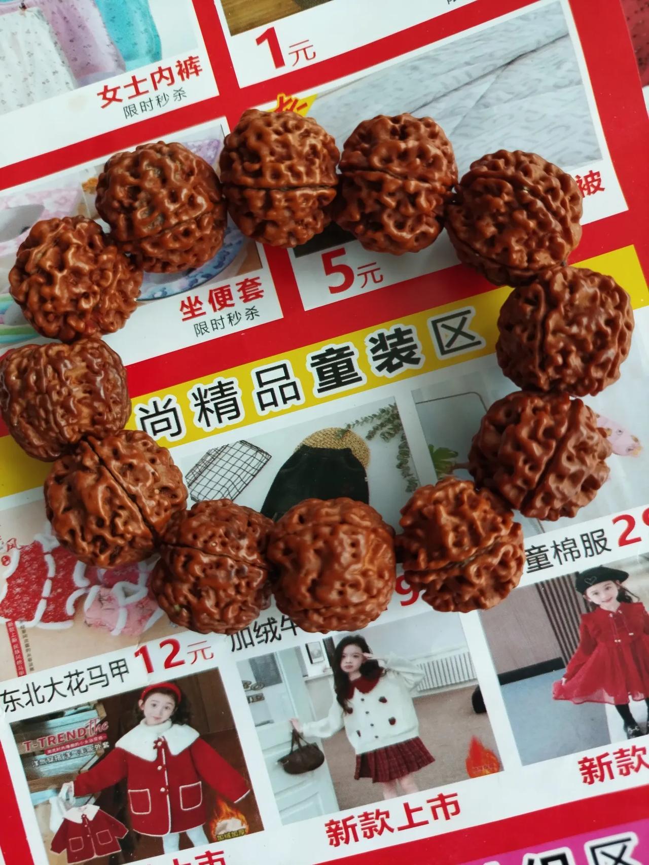 看看我这个。不是买的，是捡的。

去年秋天，我院前边种的窝瓜，没熟透个头够大，我