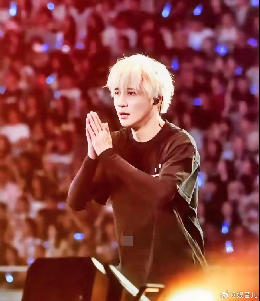 薛之谦一回归就炸翻全场，原因很简单，有一件事其他明星根本做不到他永远用心、真诚，