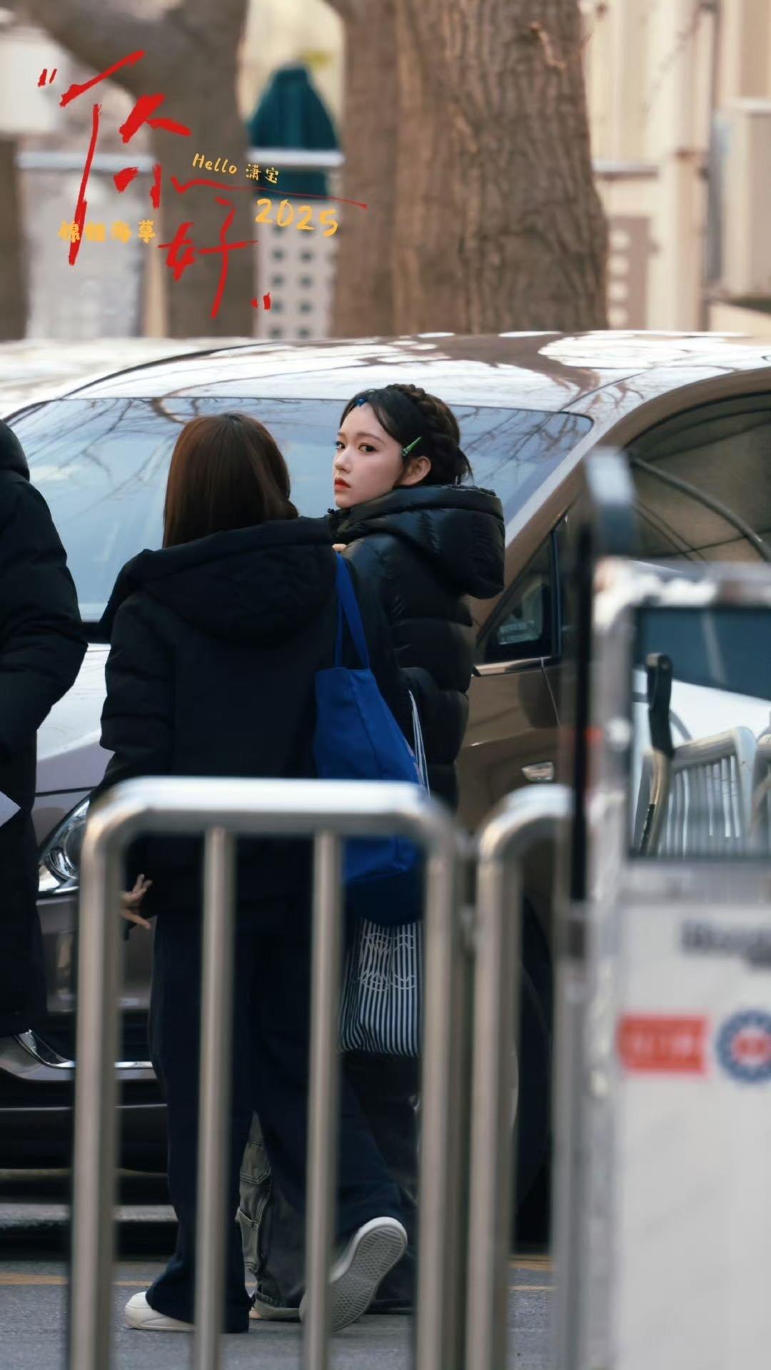 程潇蛇年春晚首次联排  程潇这次也要上春晚了吗?!!美女姐姐惊喜现身彩排现场，好