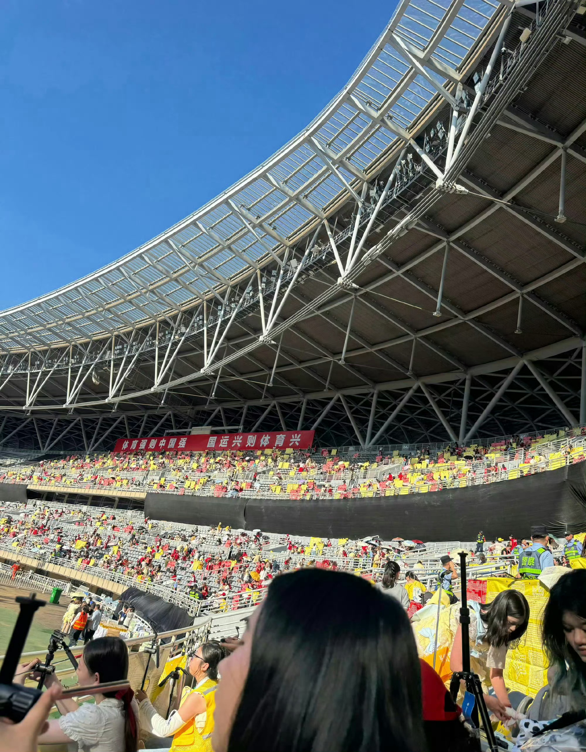 投稿：登陆少年二周年徐州演唱会 朱志鑫黄海应援 