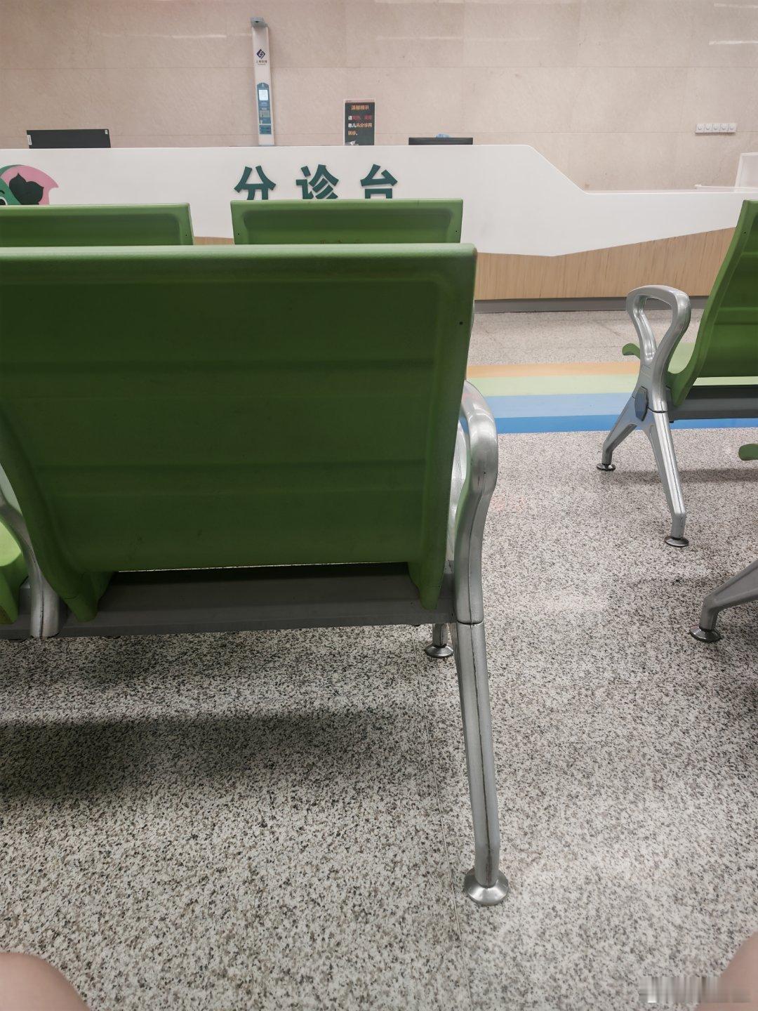 今晚不用睡觉了[淡淡的][淡淡的] ​​​