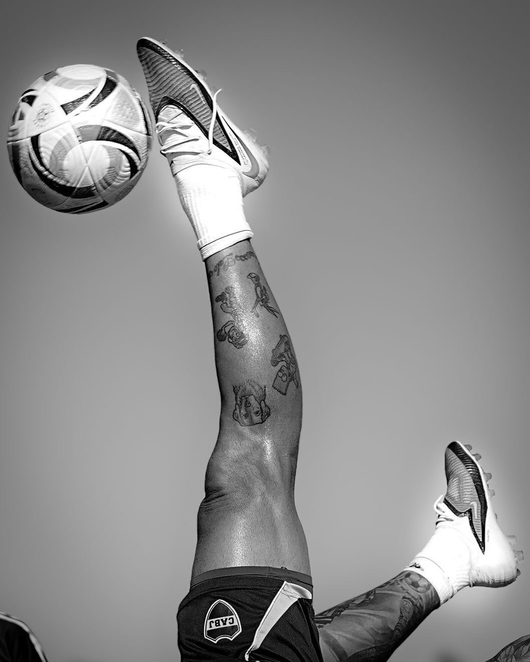 帕雷德斯这张照片漂亮啊🔥⚽️帕雷德斯博卡青年关注阿根廷球员