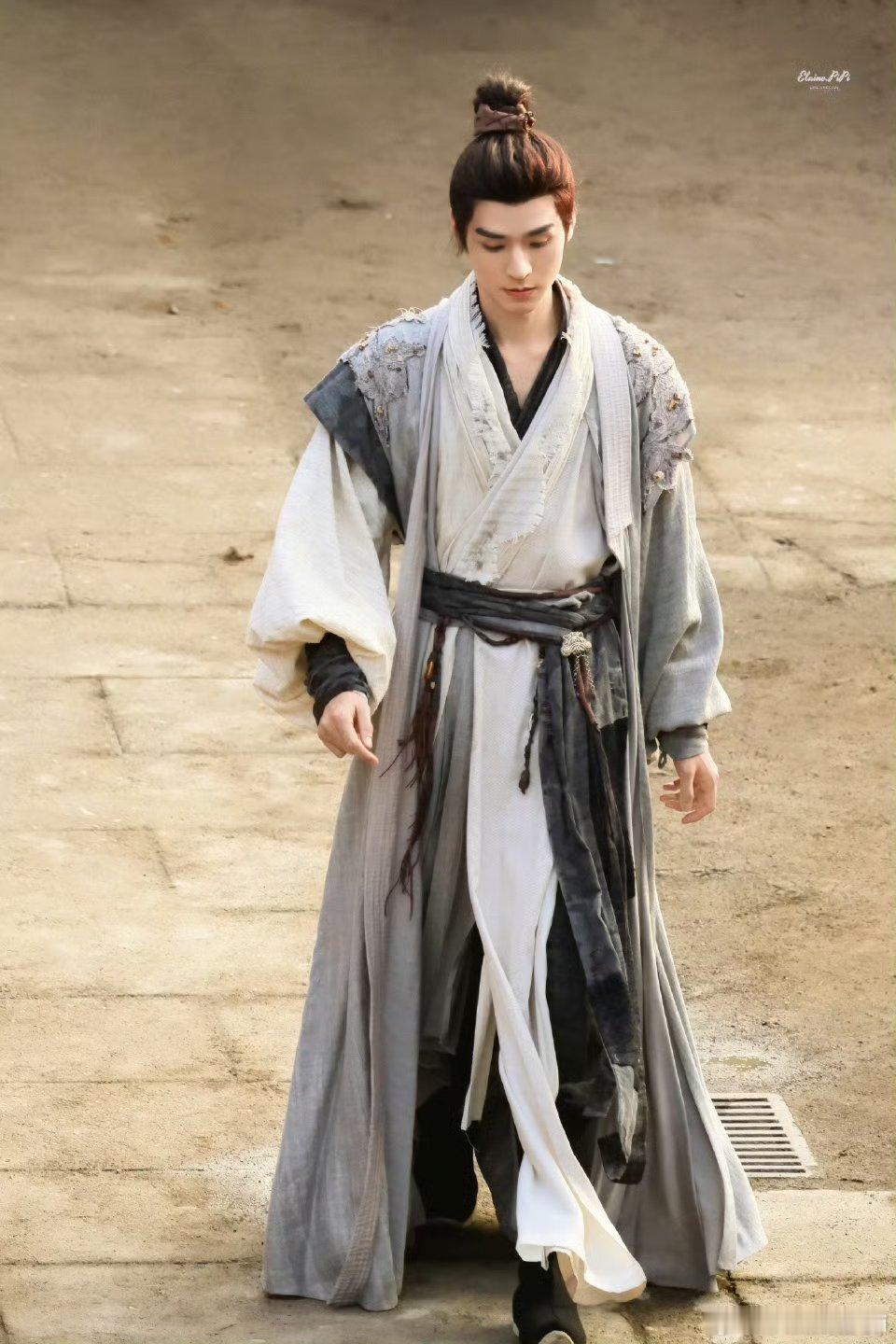 龚俊《白衣公卿》孟剑卿路透，古早武侠电影质感！！