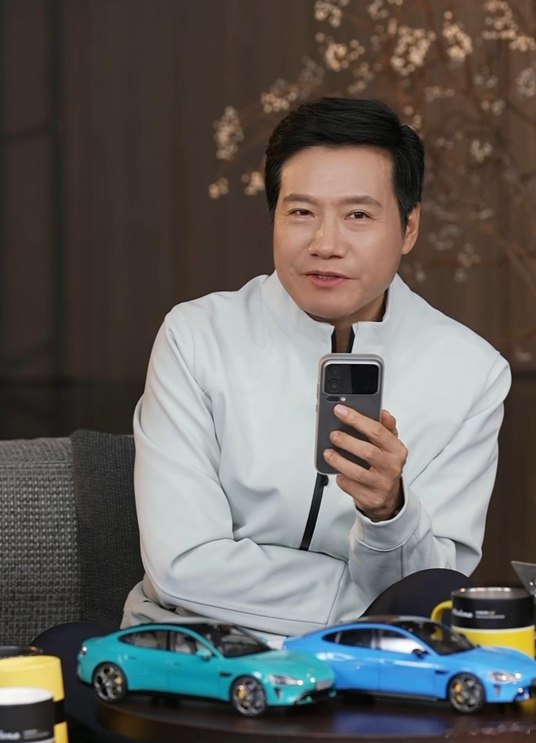 雷总回应被贴标签“营销大师”，称现在听到“营销”两个字都觉得有点恶心了…雷军说营