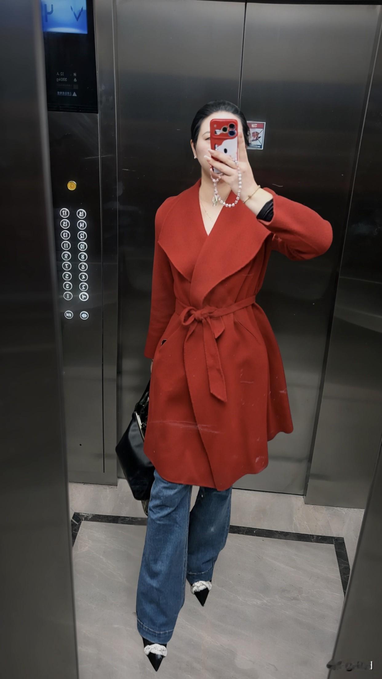 女人经济独立很强势好吗经济独立的女性更有自信，这不是强势。