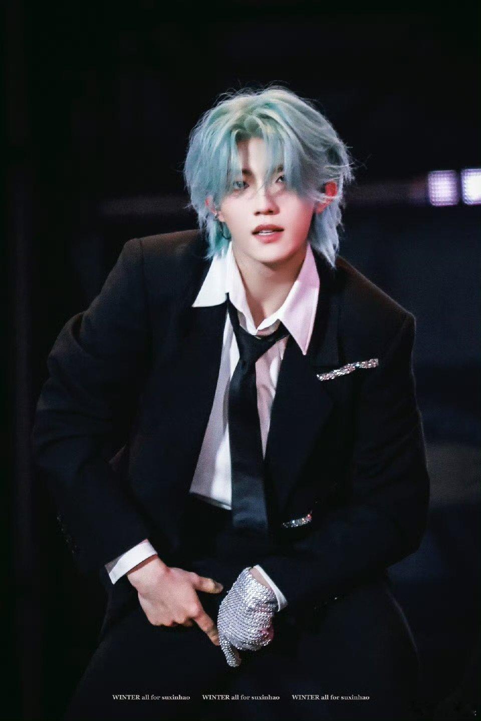 苏新皓骁已经帅的人神共愤了 ?啊啊啊啊啊啊不允许还有人没看苏新皓的新音舞台?高音