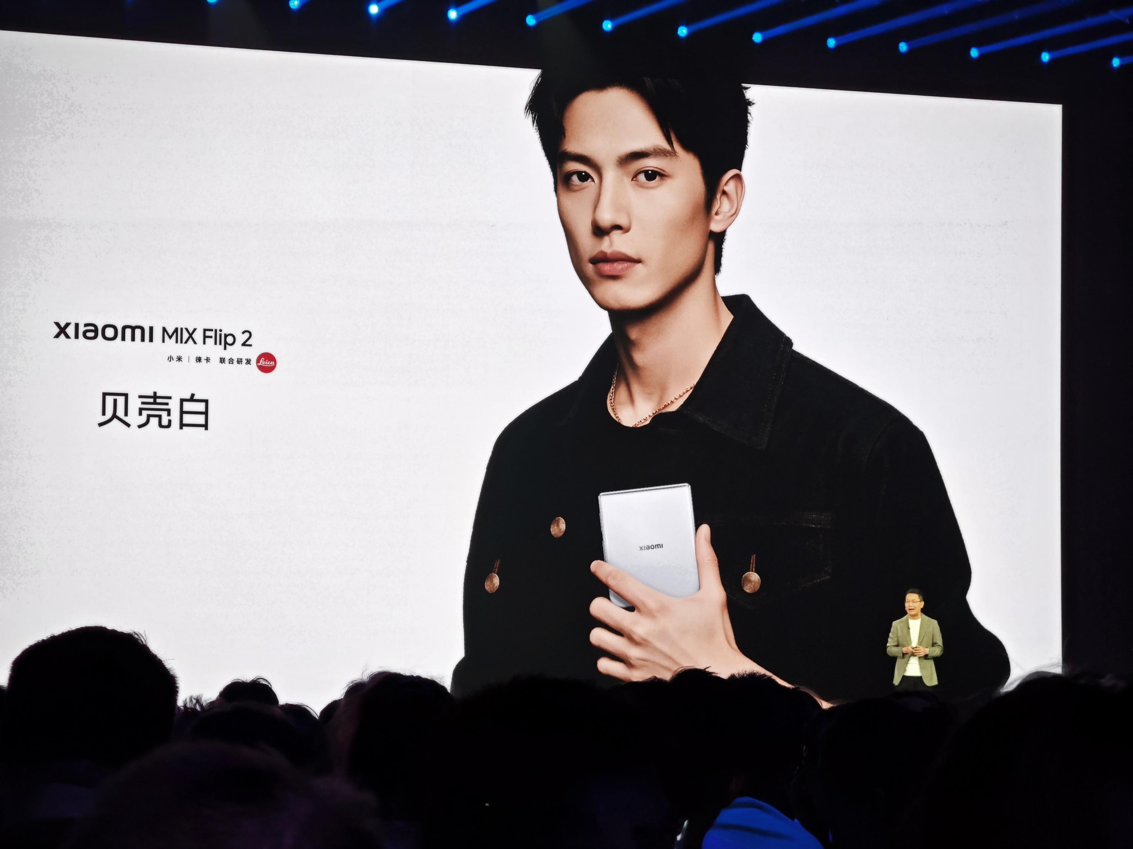 作为小屏手机爱好者（iPhone 12 mini还没扔……）要是拍照能更好……算