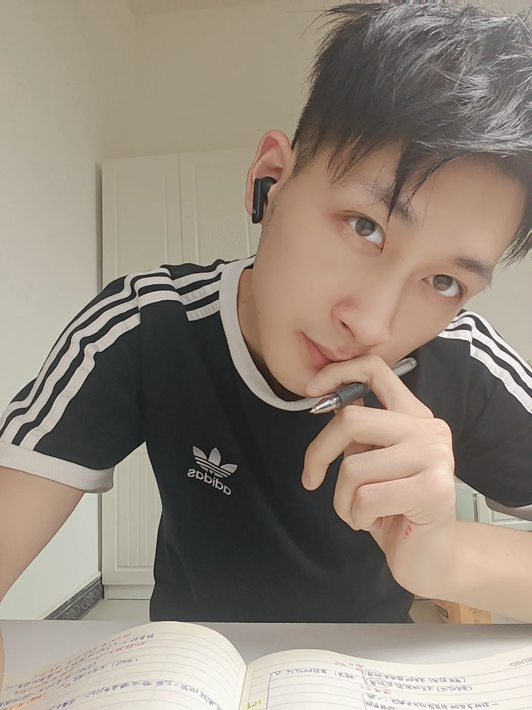 震惊！教主首次露脸直播。