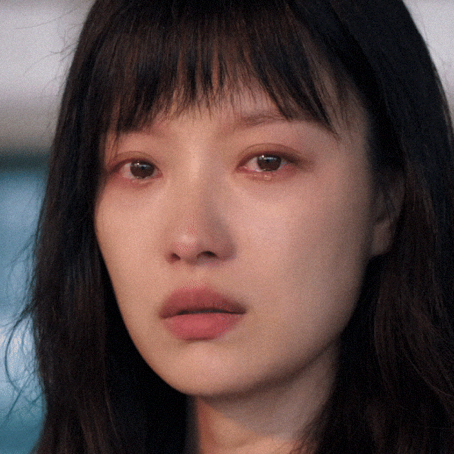 谁能拒绝在《隐身的名字》里的哭戏！破碎感拉满，情绪细腻又饱满，任小名的故事太好哭