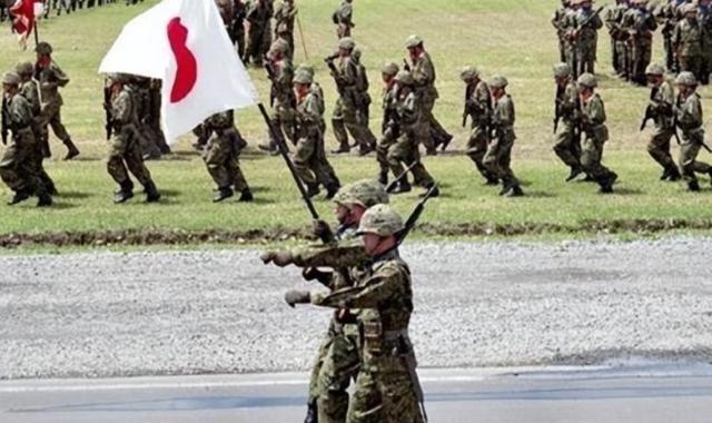 有人曾说：“假如和日本开战，我会选择投降。毕竟房贷、车贷这些压力国家也不会替我承