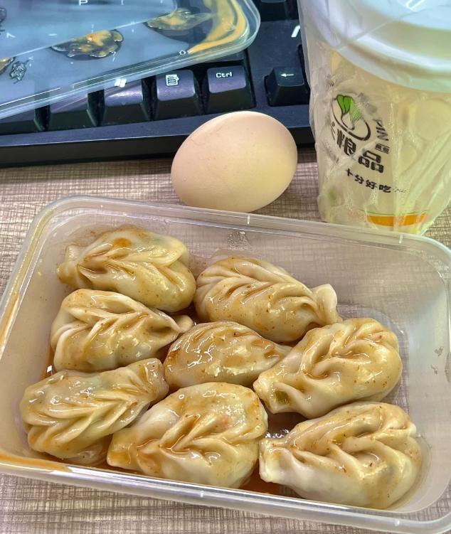 张嘴，粉丝先吃[馋嘴] ​​​