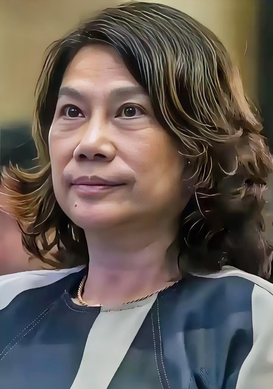 最近网上爆出格力内部消息，说员工宿舍月租才两三百块，还配齐家电，比外面租房便宜不